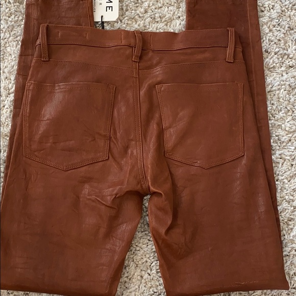 Brand new Frame ale Skinny de Jeanne pants. - Picture 3 of 3